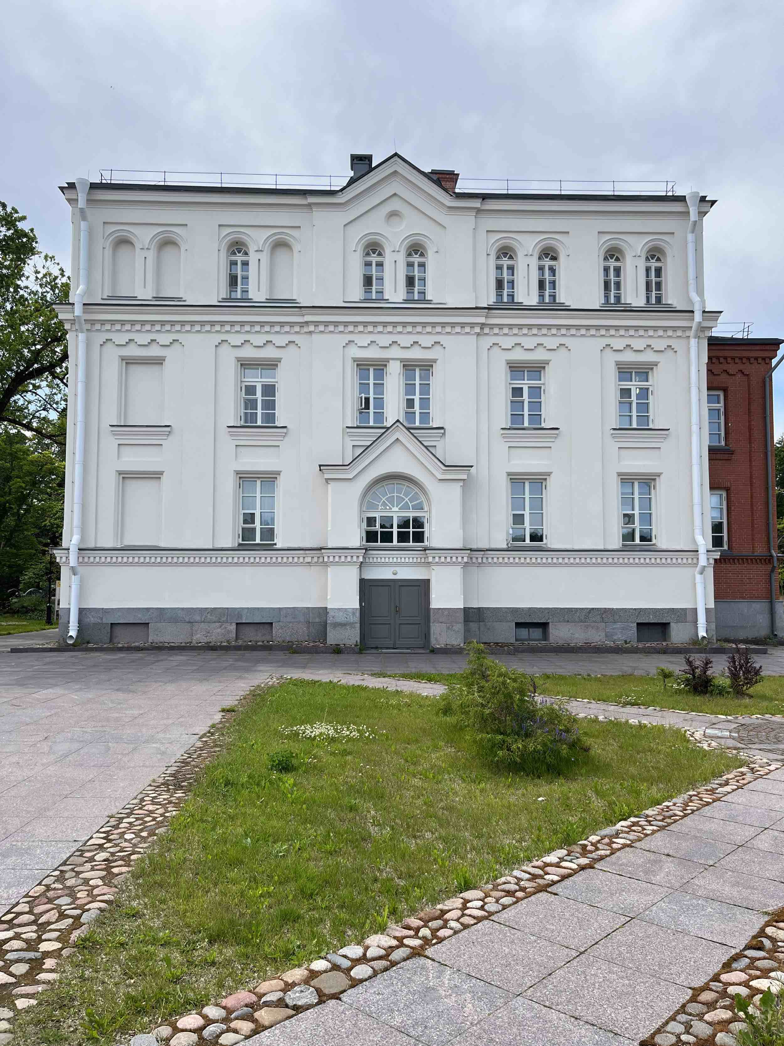 Коневец фото
