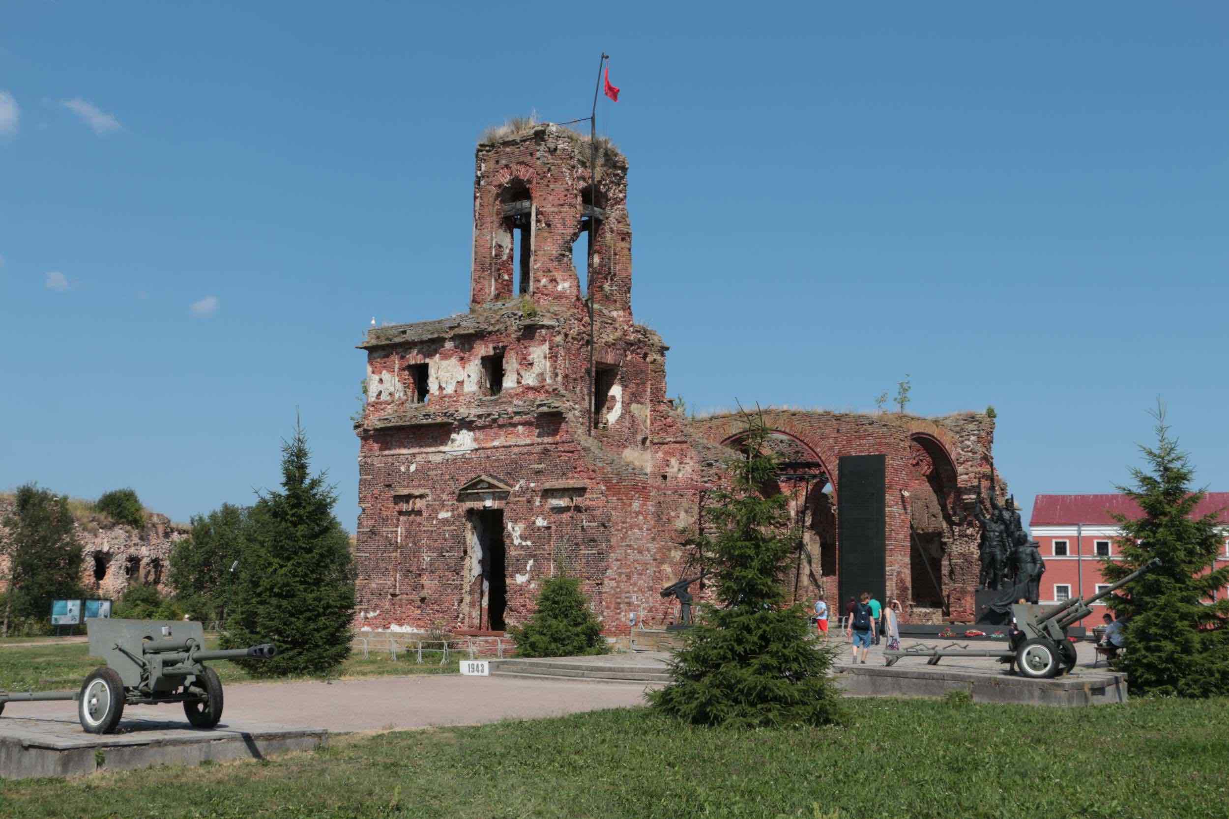 Экскурсия в крепость Орешек фото