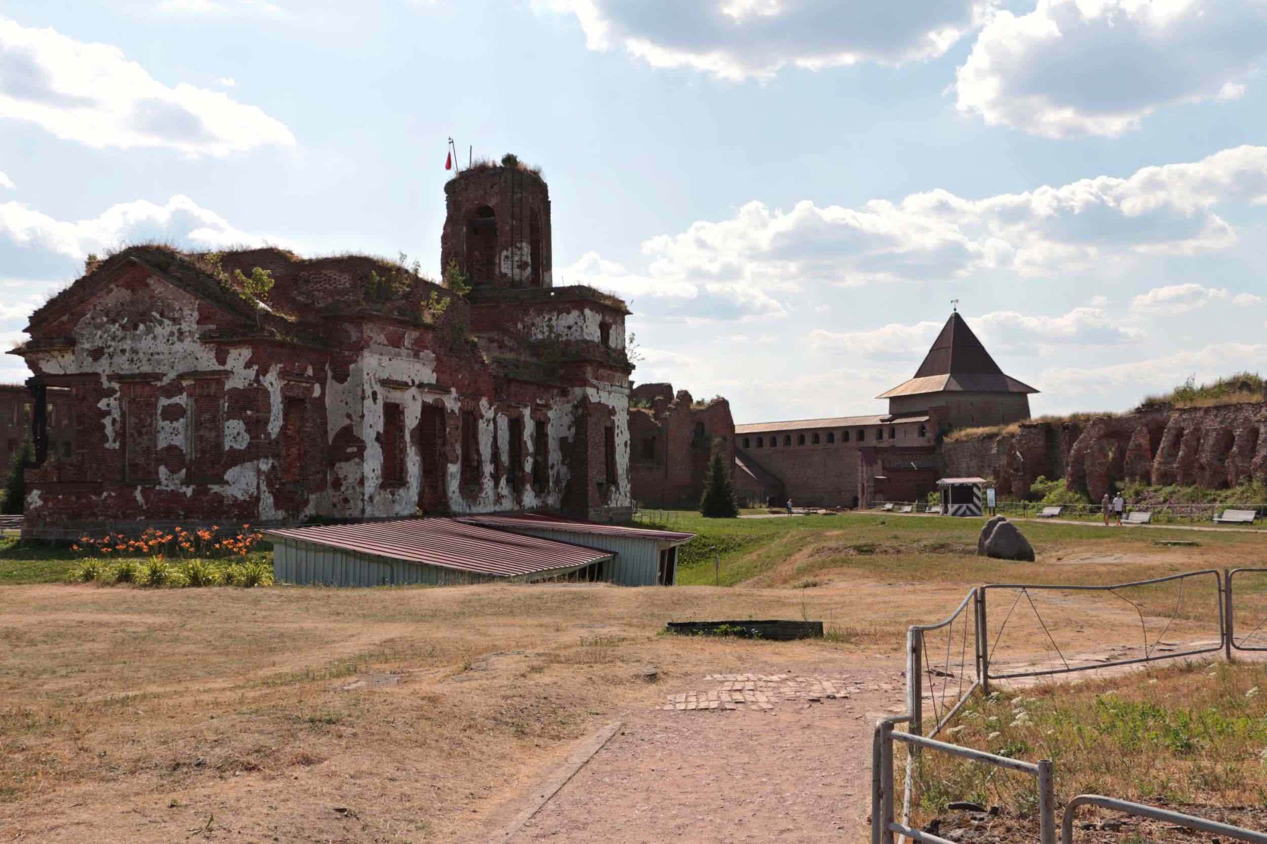 Экскурсия в крепость Орешек фото