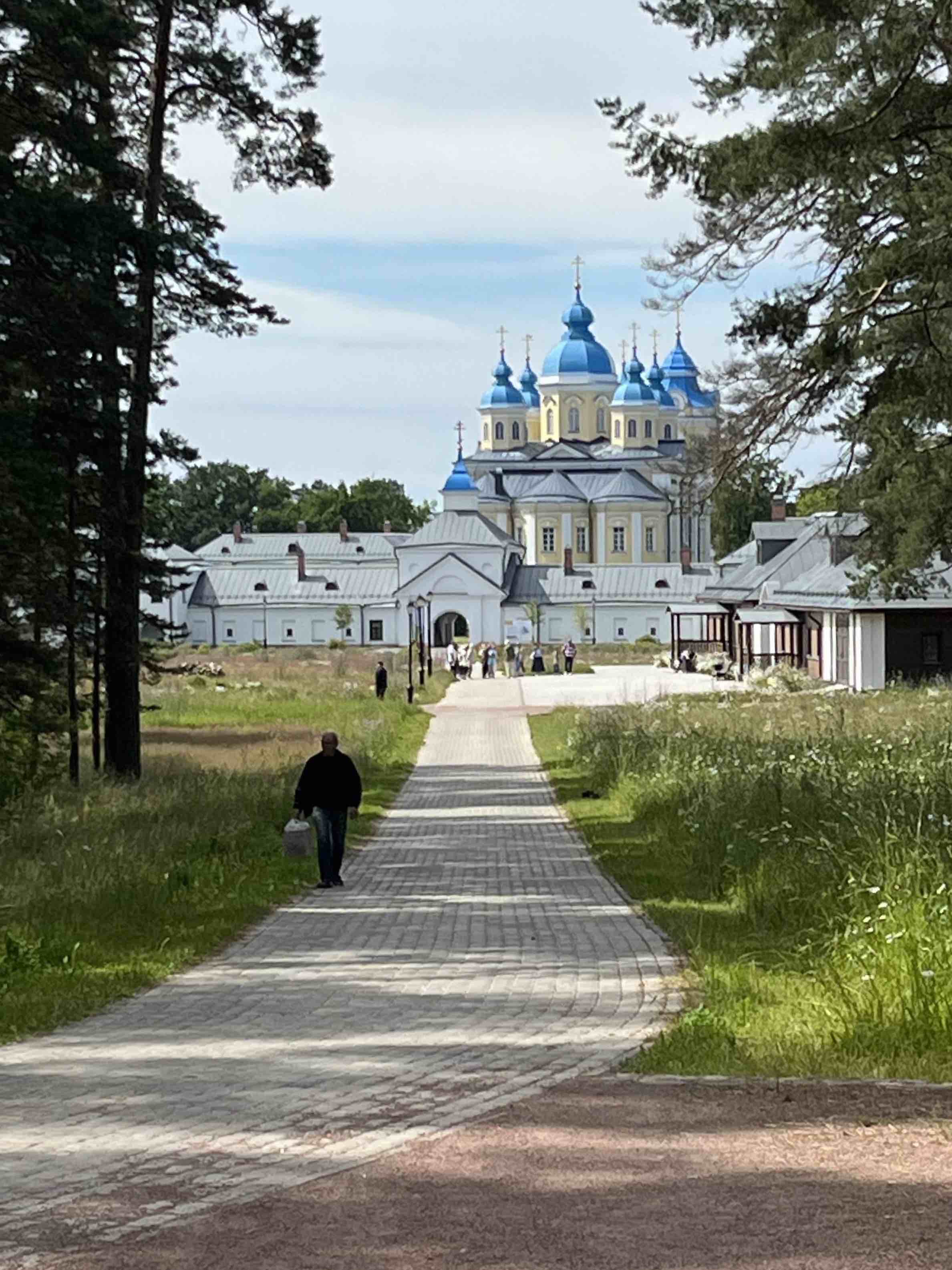 Коневец фото