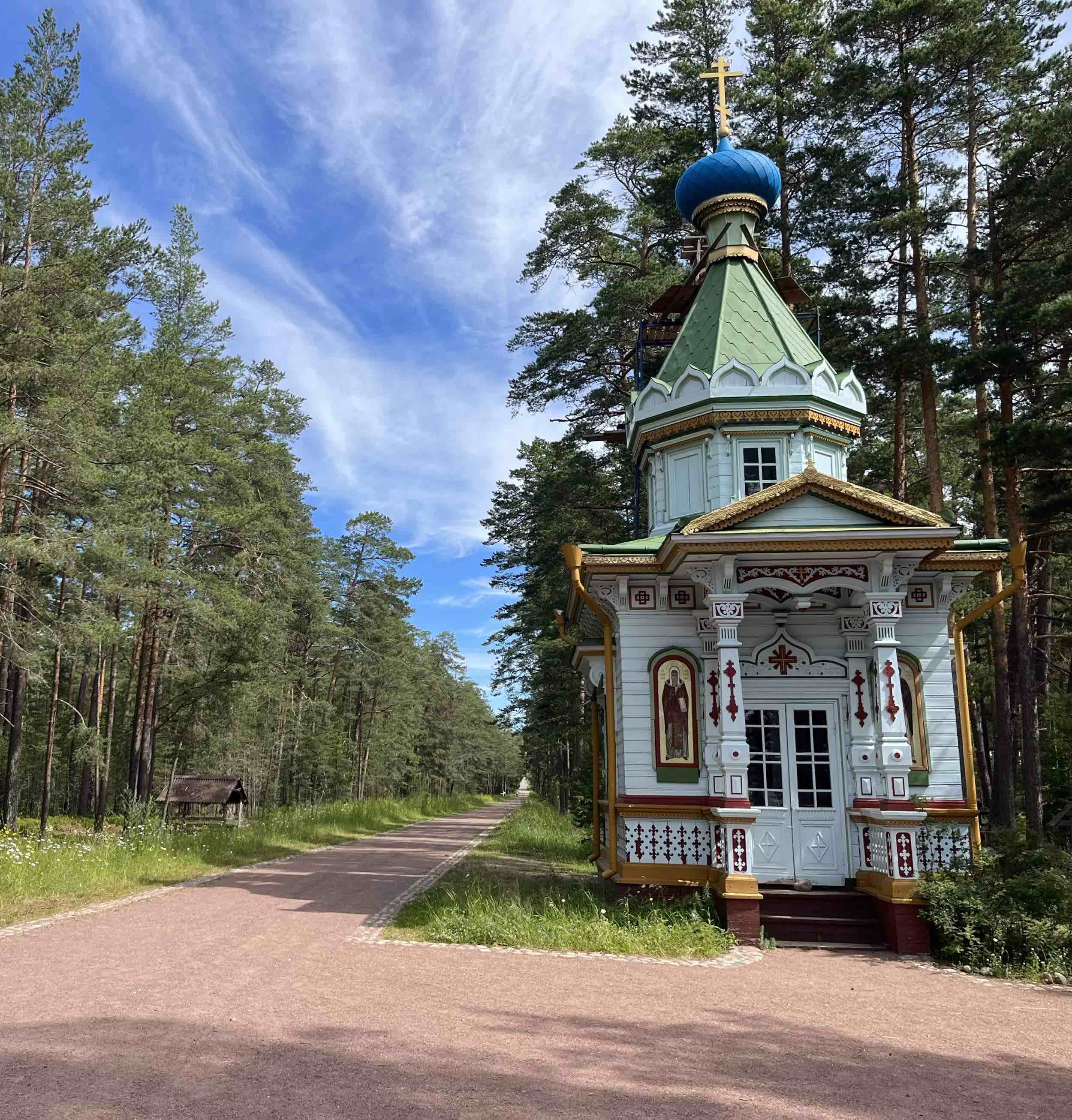 Коневец фото