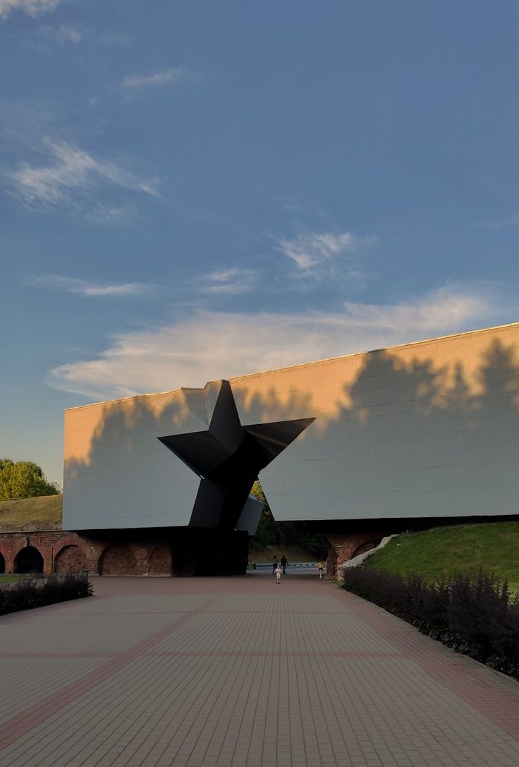 В Беларусь (Минск - Брест - Беловежская пуща - Каменец - Кобрин - Хатынь) фото