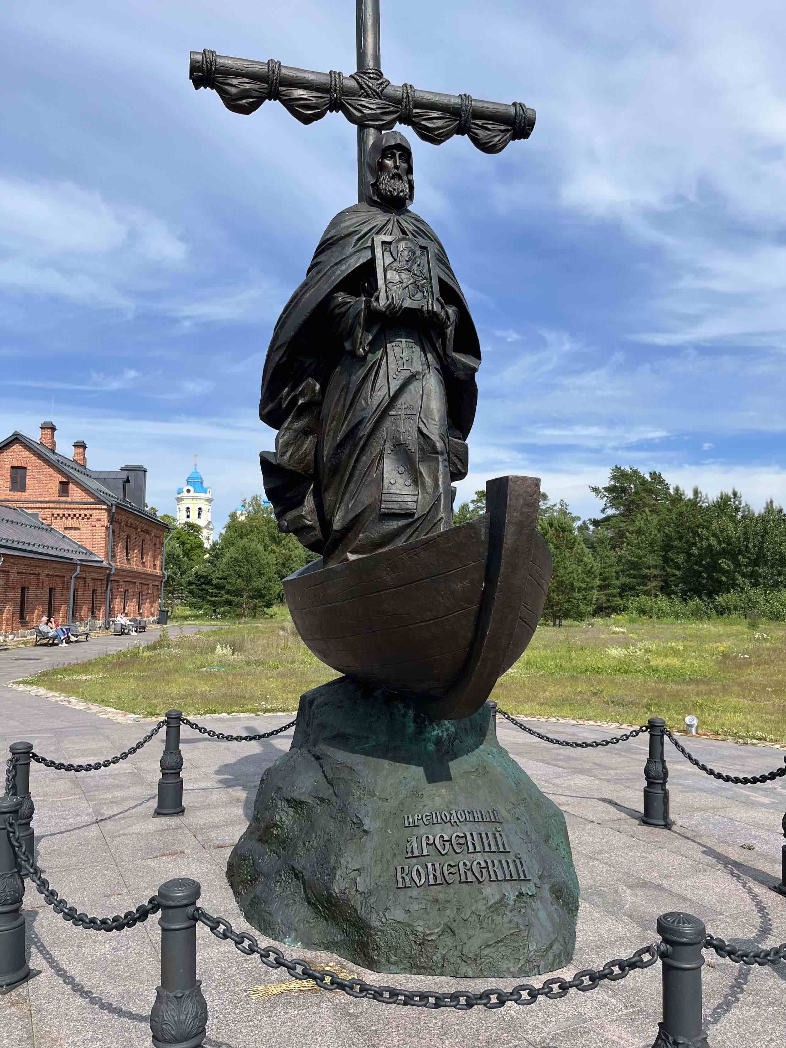 Коневец фото