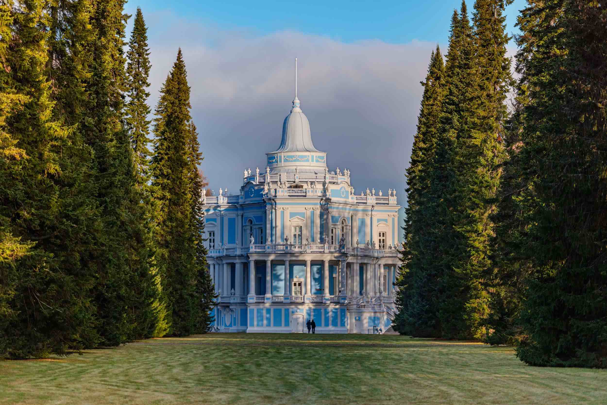 Ораниенбаум 2 дворца (Б.Меншиковский + Катальная Горка) фото