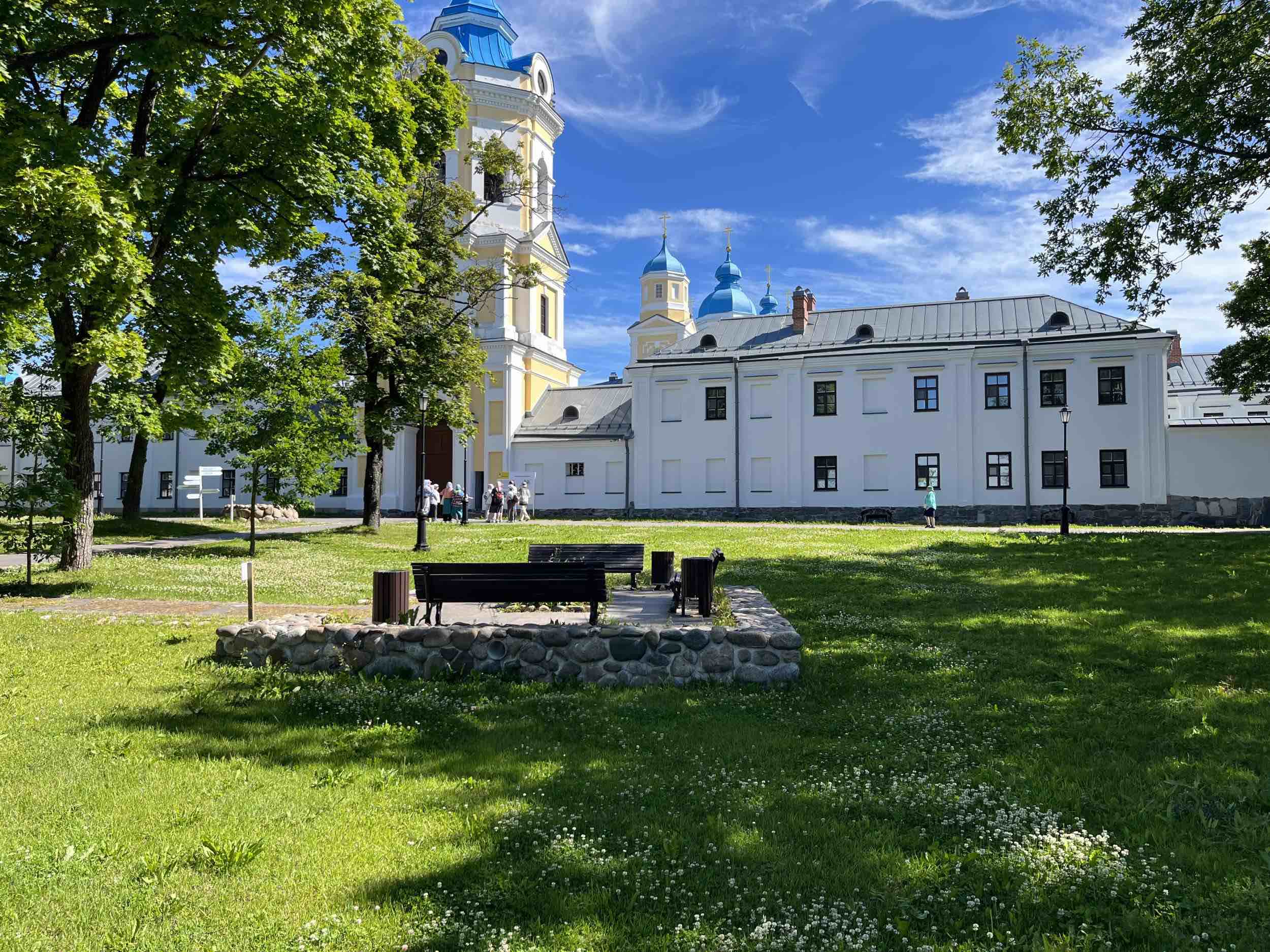 Коневец фото