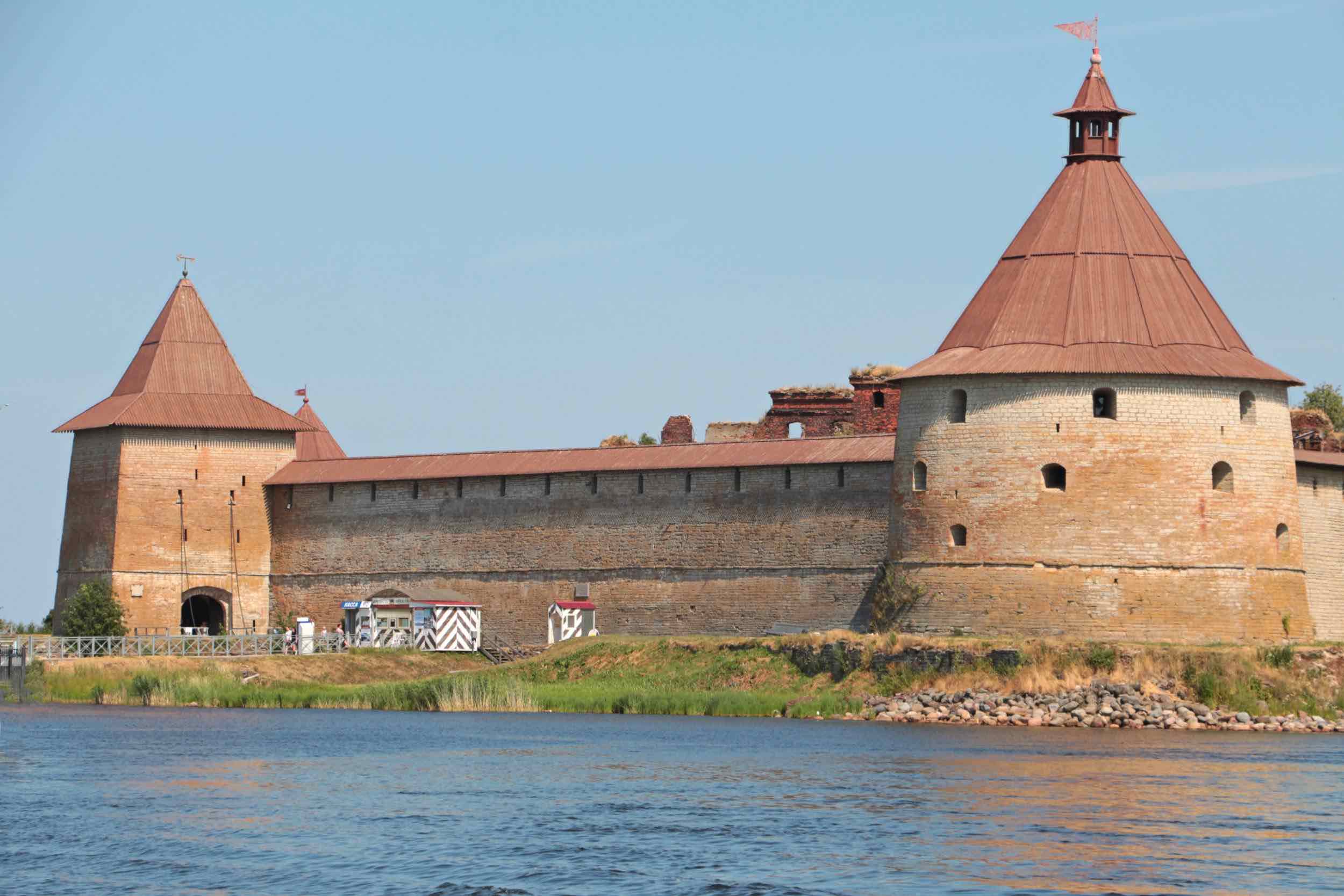 Экскурсия в крепость Орешек фото