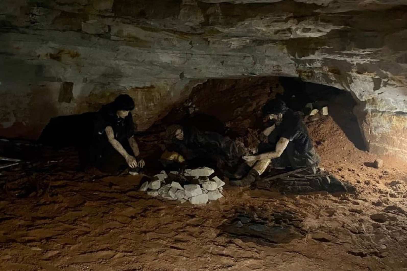 Саблино (Саблинские пещеры и водопады) фото